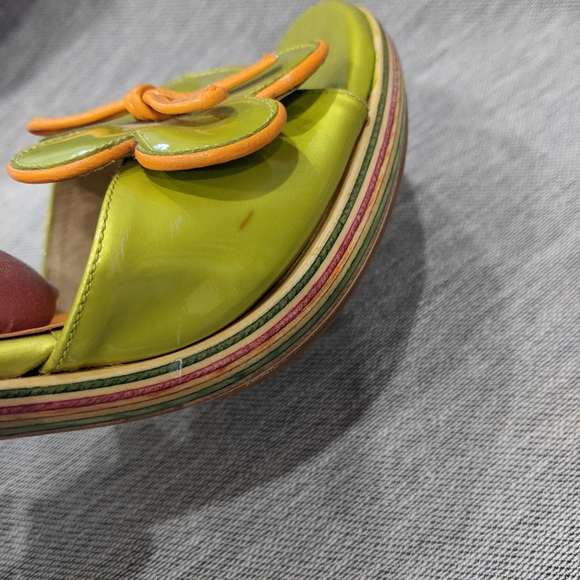 Stuart Weitzman Green Orange Petalmania heels - Picture 4 of 8